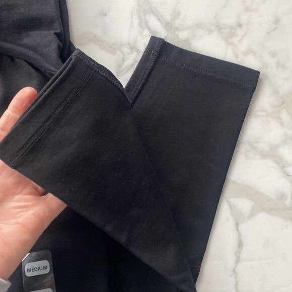 Maternity Leggings Black Size Medium full length belly panel - Picture 7 of 10